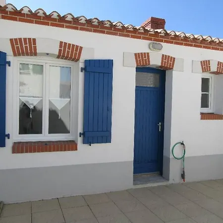Vila La Maison Bleue De Sion *