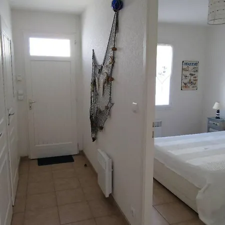 La Maison Bleue De Sion *