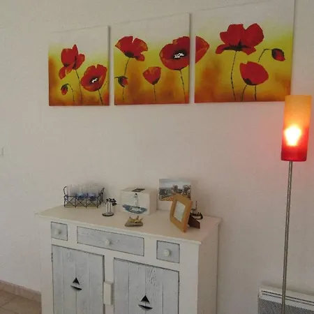 La Maison Bleue De Sion * Сент-Илер-де-Рье