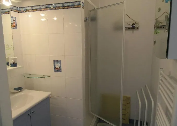 Villa La Maison Bleue De Sion