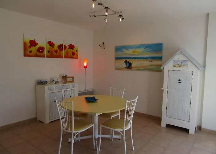 La Maison Bleue De Sion Villa *